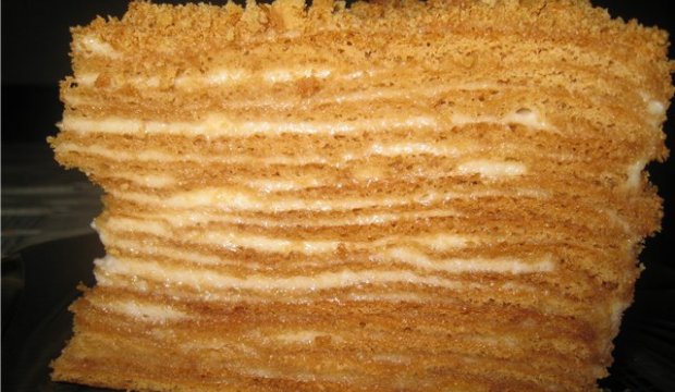 Торт медовый со сметанным кремом