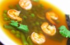 Суп из креветок с зеленым горошком в скороварке