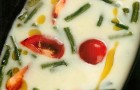 Сливочный суп с зеленой фасолью и томатами